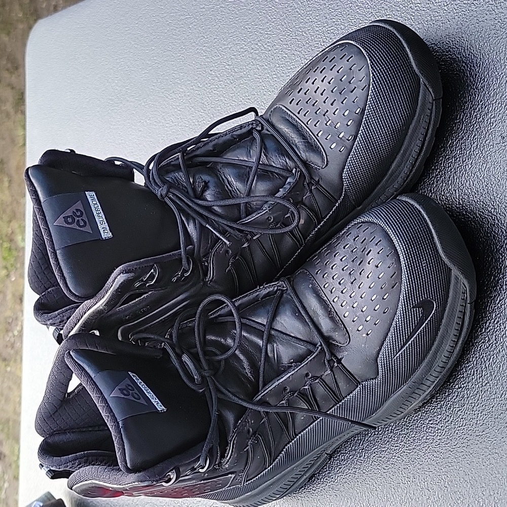 Nike ACG Zoom SUPERDOME BOOTS size 13 654886-040